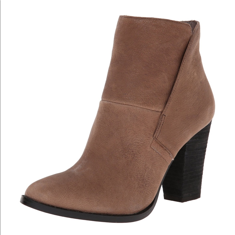 Vinca Camuto Ristin Booties View 2